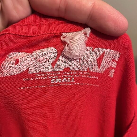 Drake Musician Red Graphic Shirt Music Concert Festival - Picture 10 of 10